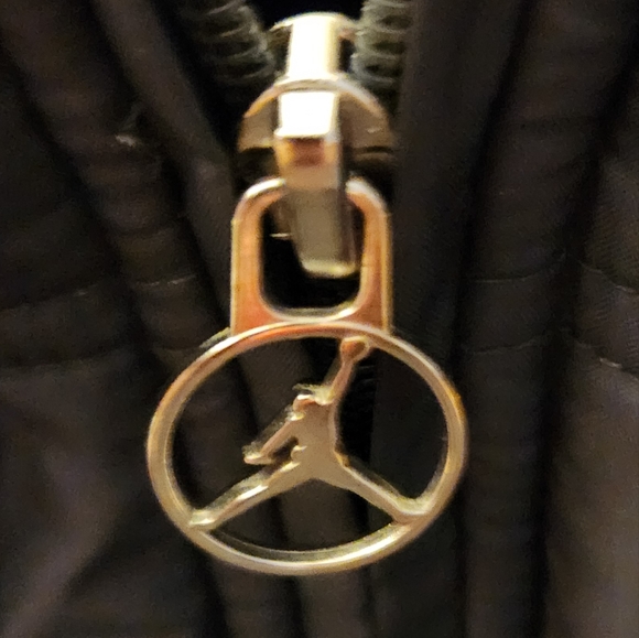 Jacket - Picture 3 of 4